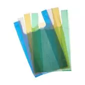 sac bretelle en plastique de différentes couleurs : bleu, jaune, transparent, vert